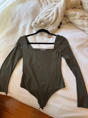 Aritzia contour bodysuit